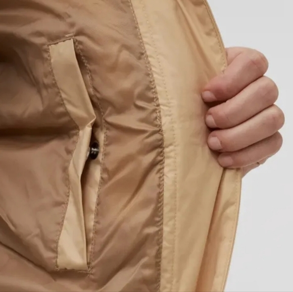 Nike Sportswear Therma-FIT Windrunner Women's Down Vest (Hemp/Sesame/White) L - Picture 5 of 6